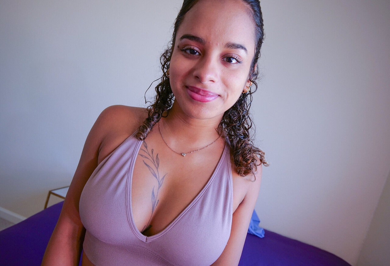 Getting Her Horny & Bothered