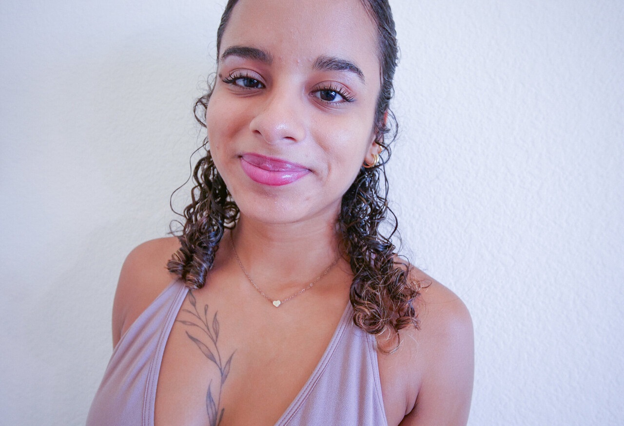 Getting Her Horny & Bothered