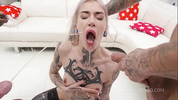 Sasha Anime Blonde Slut Gets Double Anal Triple Penetration In Her Ass