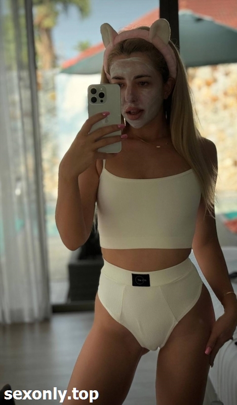 XCherryFalls ManyVids Leaks Bad Dolly